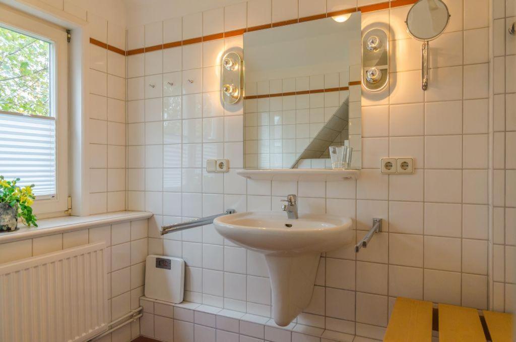 Apartment Senwai Hues Whg 4 *